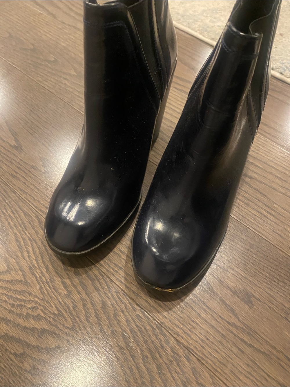 Zara Women’s Black Leather Ankle Boots